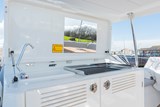 Prestige 590 for sale - flybridge wet bar